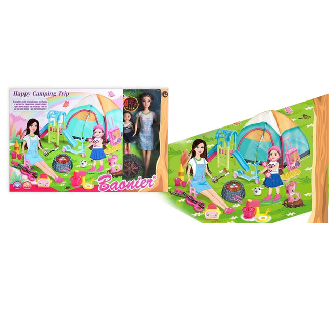 MU„ECA CON SET DE CAMPING