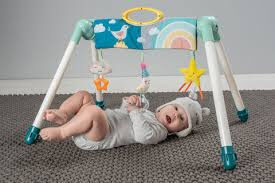 Mini moon take to play baby gym
