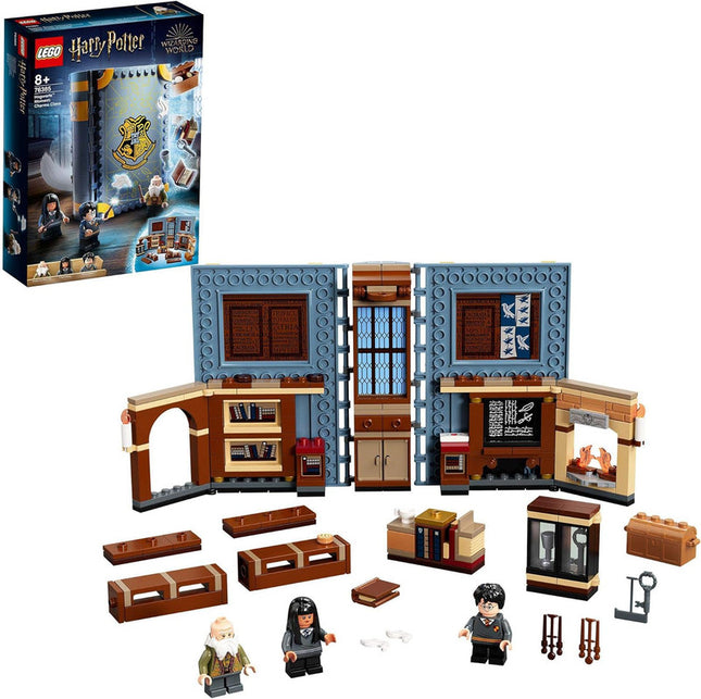 LEGO HARRY POTTER MOMENTO HOGWARTS™: CLASE DE ENCANTAMIENTOS
