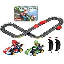 PISTA NINTENDO MARIO KART . ROYAL RACEWAY DE 4,3 MTS Y AUTOS ESCALA 1,43 CON SALTO