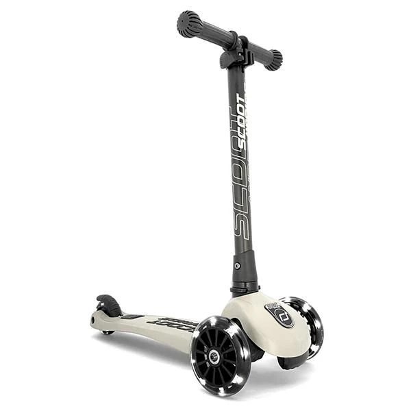 Scoot and Ride Scooter Highwaykick 3 LED Ash