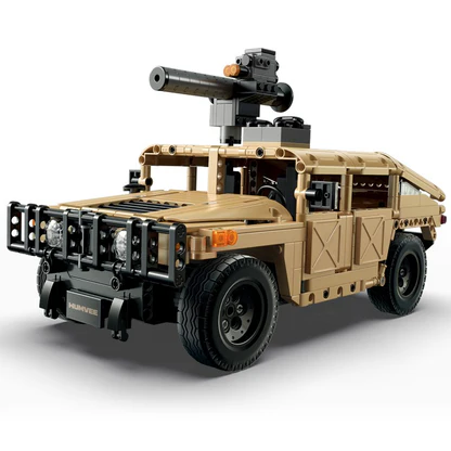 Auto Armable CADA 1:14 Humvee Off-roader(Dual Control) 628 Piezas