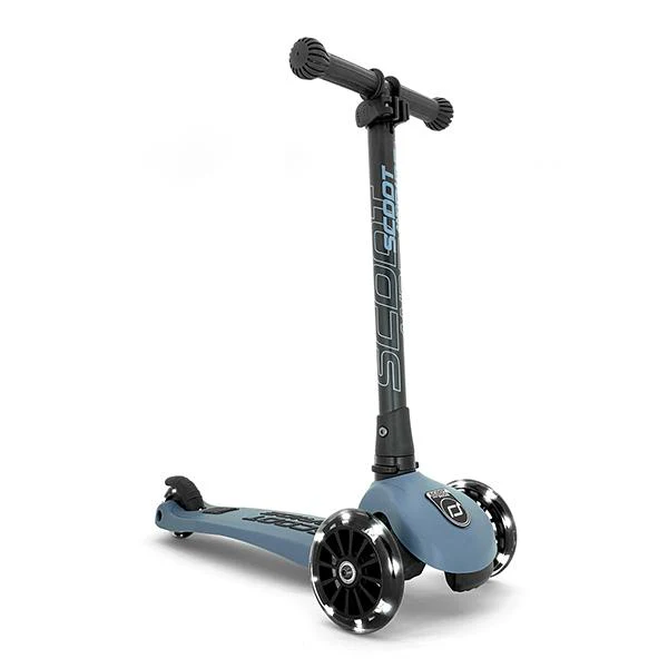 Scoot and Ride Scooter Highwaykick 3 LED Acero