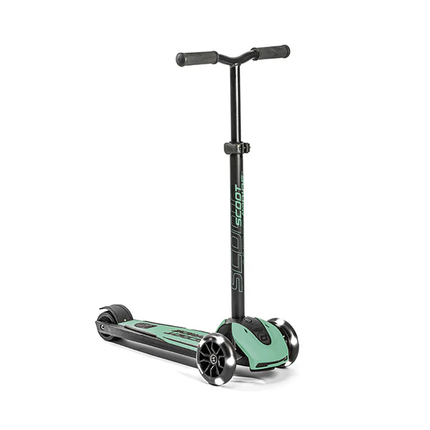 Scoot and Ride Scooter Highway Kick 5 Forest LED