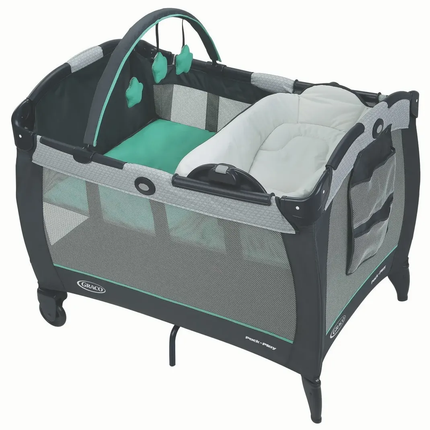 Cuna Pack and Play Reversible Napper