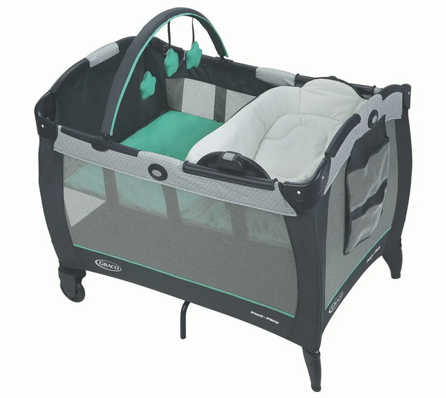 Cuna Pack and Play Reversible Napper